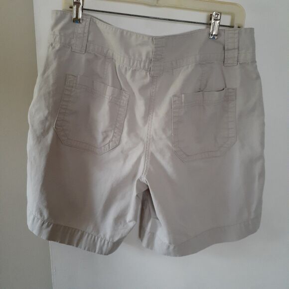 Ann Taylor Loft Shorts 12 L  beige chino summer classic shorts hiking walking - Picture 2 of 4